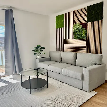 Fewo-palmtrees 4 - Grosse Moderne 2 Zimmerwohnung Mit Sued-west Balkon In Gladbeck-mitte Naehe Movie Park Und Arena Aufschalke Gladbeck