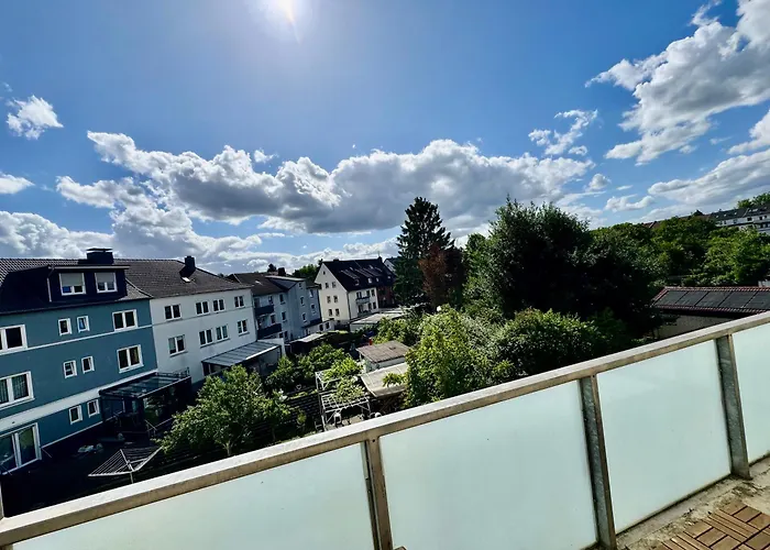 Fewo-palmtrees 4 - Grosse Moderne 2 Zimmerwohnung Mit Sued-west Balkon In Gladbeck-mitte Naehe Movie Park Und Arena Aufschalke * Gladbeck